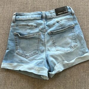 Kendall + Kylie Icon shorts
